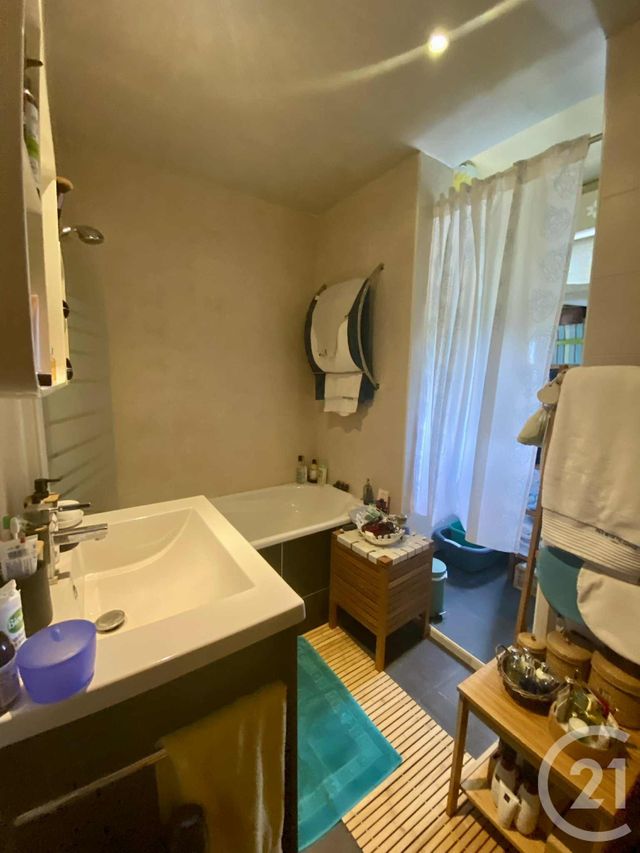 Appartement F5 à vendre - 5 pièces - 84.79 m2 - YUTZ - 57 - LORRAINE - Century 21 Immogestion