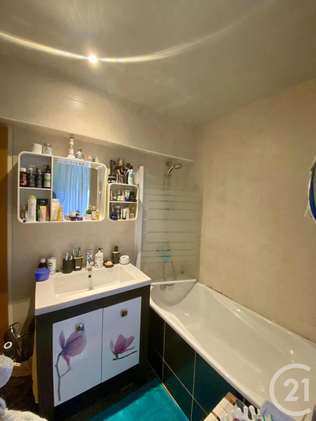 Appartement F5 à vendre - 5 pièces - 84.79 m2 - YUTZ - 57 - LORRAINE - Century 21 Immogestion