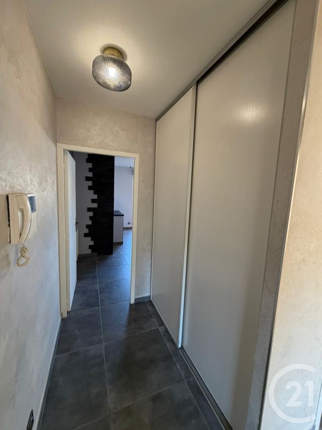 Appartement F3 à louer - 3 pièces - 58.0 m2 - THIONVILLE - 57 - LORRAINE - Century 21 Immogestion